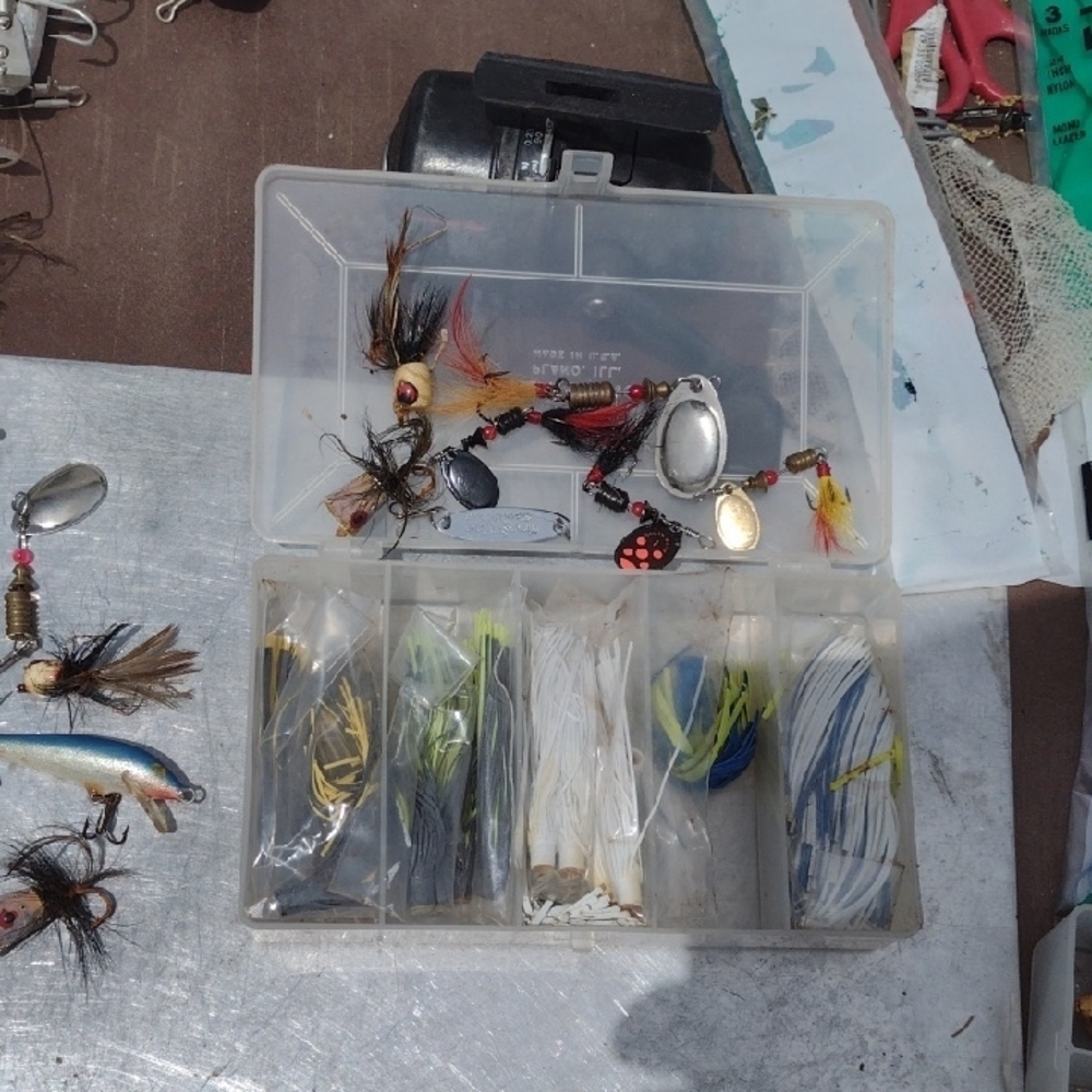 Assorted Fishing Lures Set NWT